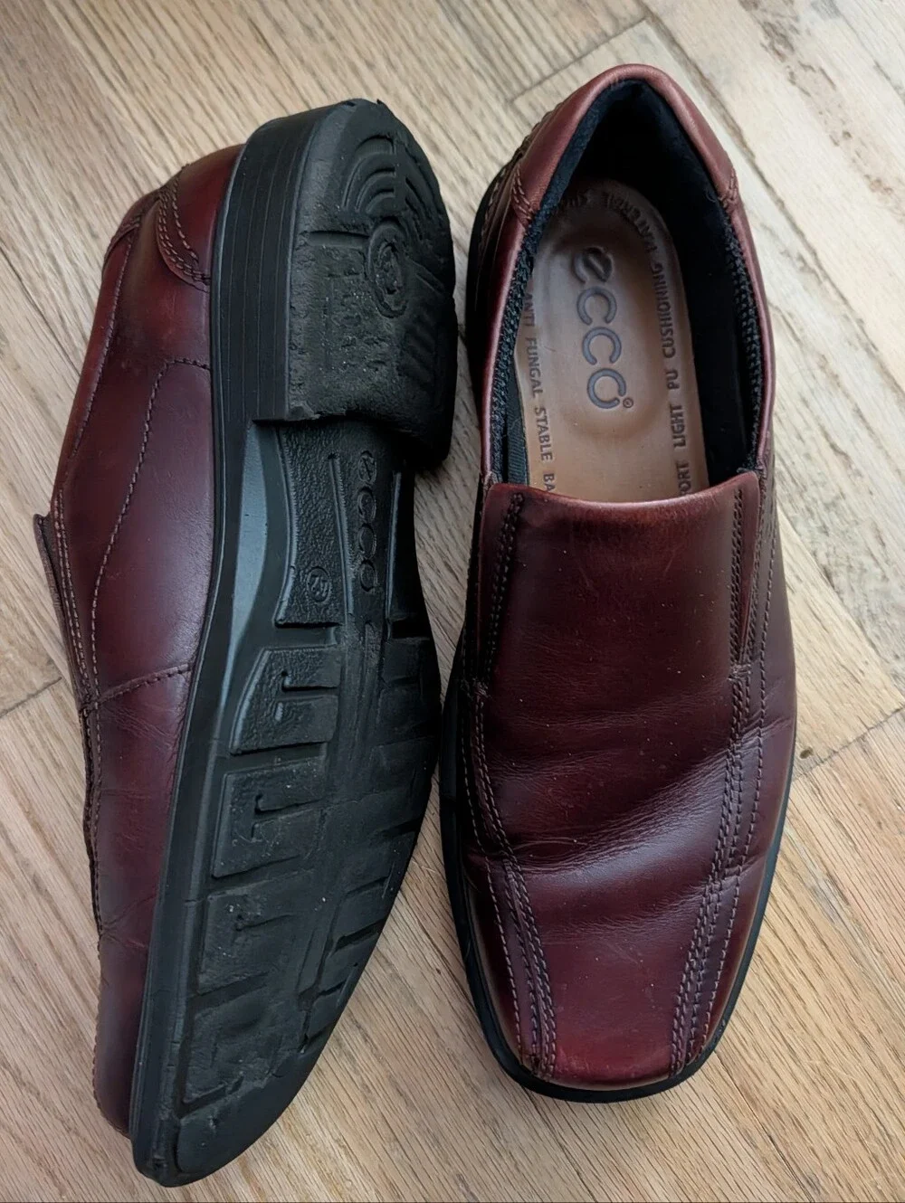 ecco men’s size 42(8/8.5) burgundy leather slip on loafers comfort dress shoes
